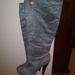 Ladies Boots