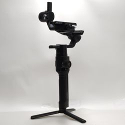 DJI Ronin S Gimbal Handheld Camera Stabilizer and Carrying Case