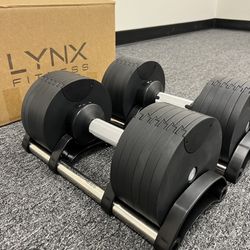 ( BRAND NEW IN BOX ) Pair Of 50lb Adjustable Dumbbells - Click On My Profile For More Gym Equipment