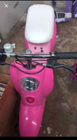 Razor scooter sweet pea