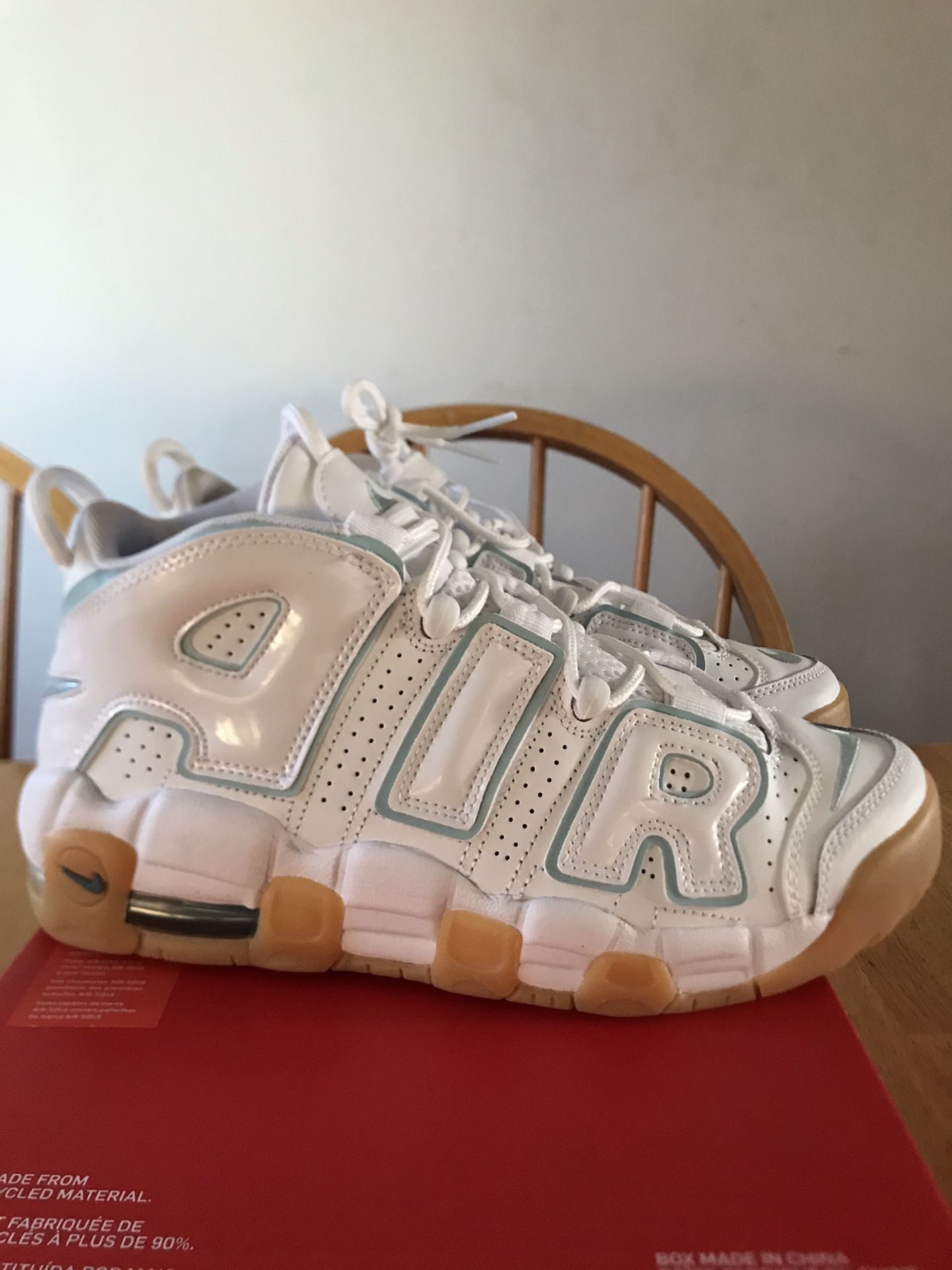 Brand new Nike air more uptempo Ocean bliss basketball shoes youth 7y, men’s 7, women’s 8.5