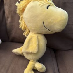 Soft yellow plush toy 