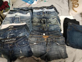 Women's short shorts size 1 ,3, 5 popular stylish brands! 17 pairs of shorts and 3 mini skirts