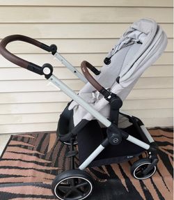 Baby stroller  CYBEX EOS LUX