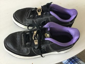 Nike Air Force 1 “world Champs - Lakers”. men size 6 Black/purple  (Pre Owned). PAY IN CASH