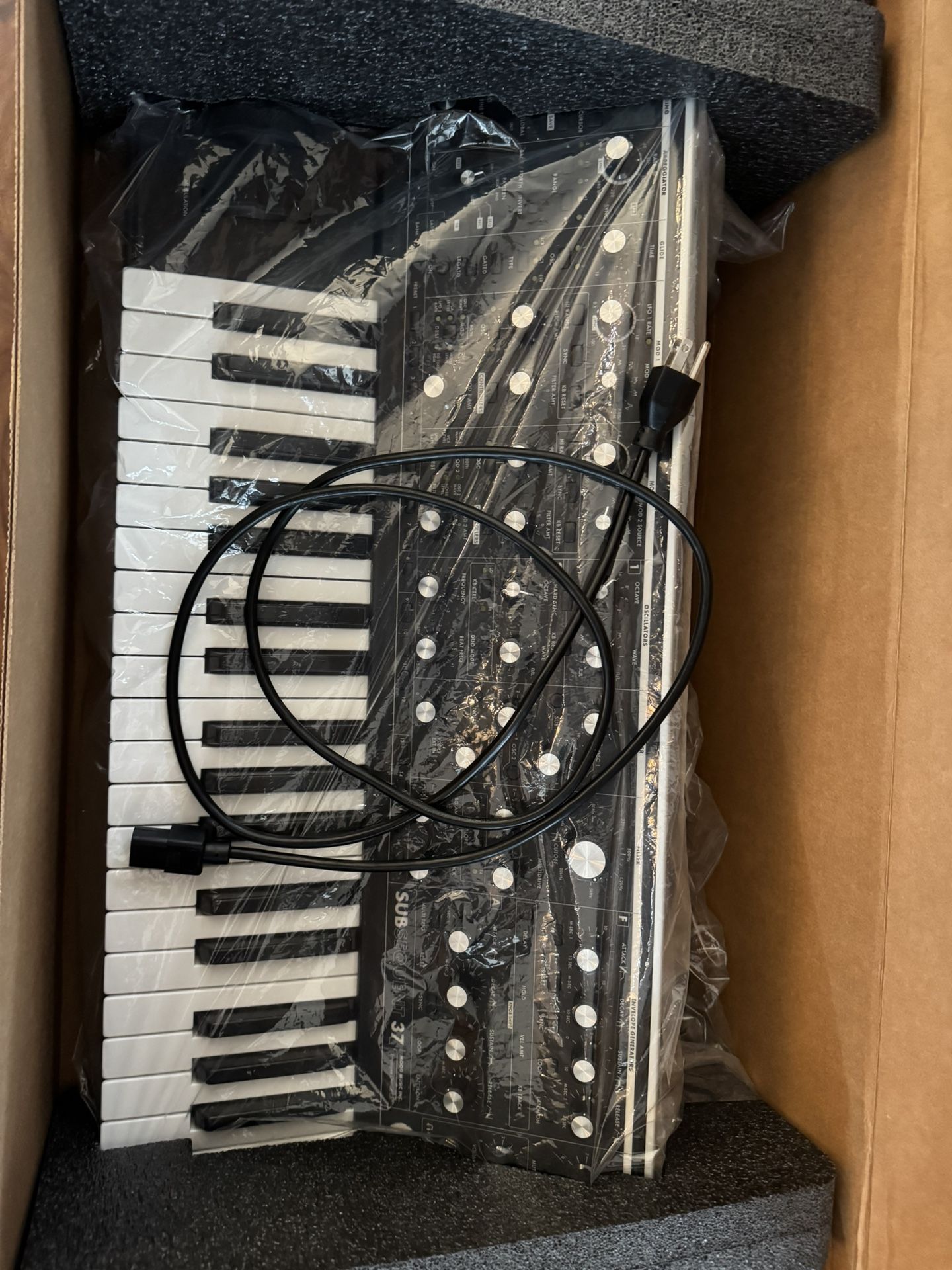 Moog Subsequent 37
