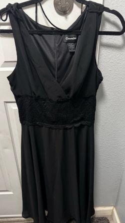Women’s dress size 12, in good condition