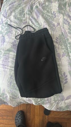 Nike tech pants large