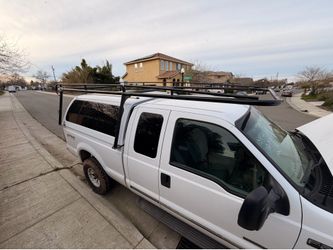 Ford F-250 Leer Camper Shell & Rack