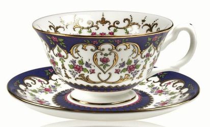 The Royal Collection Fine Bone China Teacup