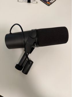 Shure SM7B Studio Microphone