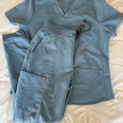 Fabletics scrubs 