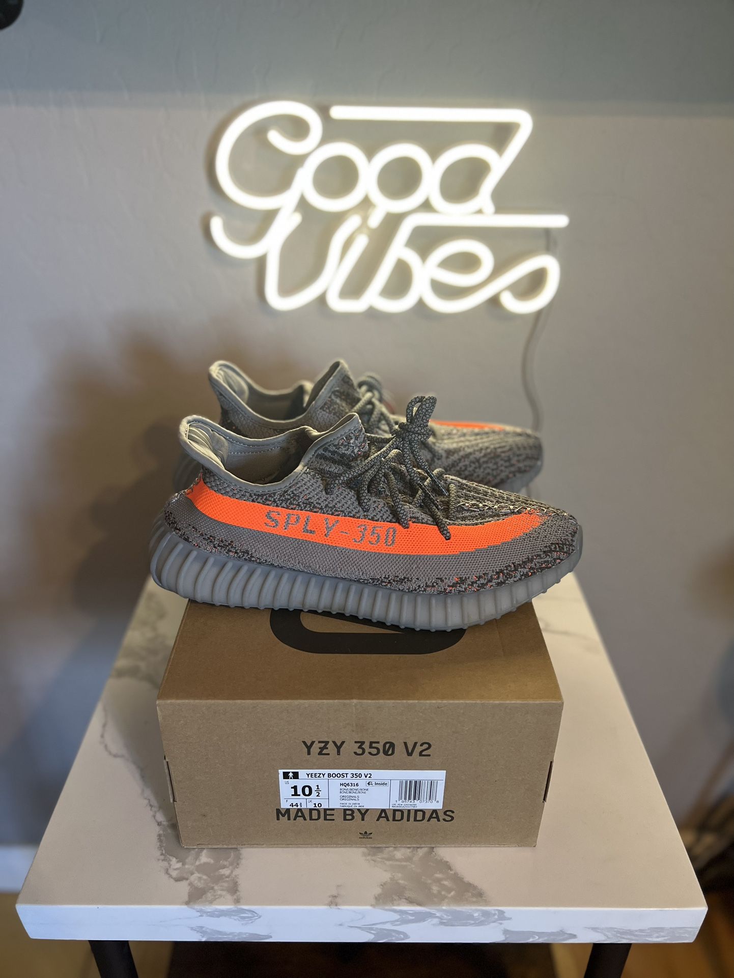 Yeezy Boost 350 V2 ‘Beluga’ Size 10.5