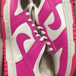 Nike Dunk Low Laser Fuchsia 