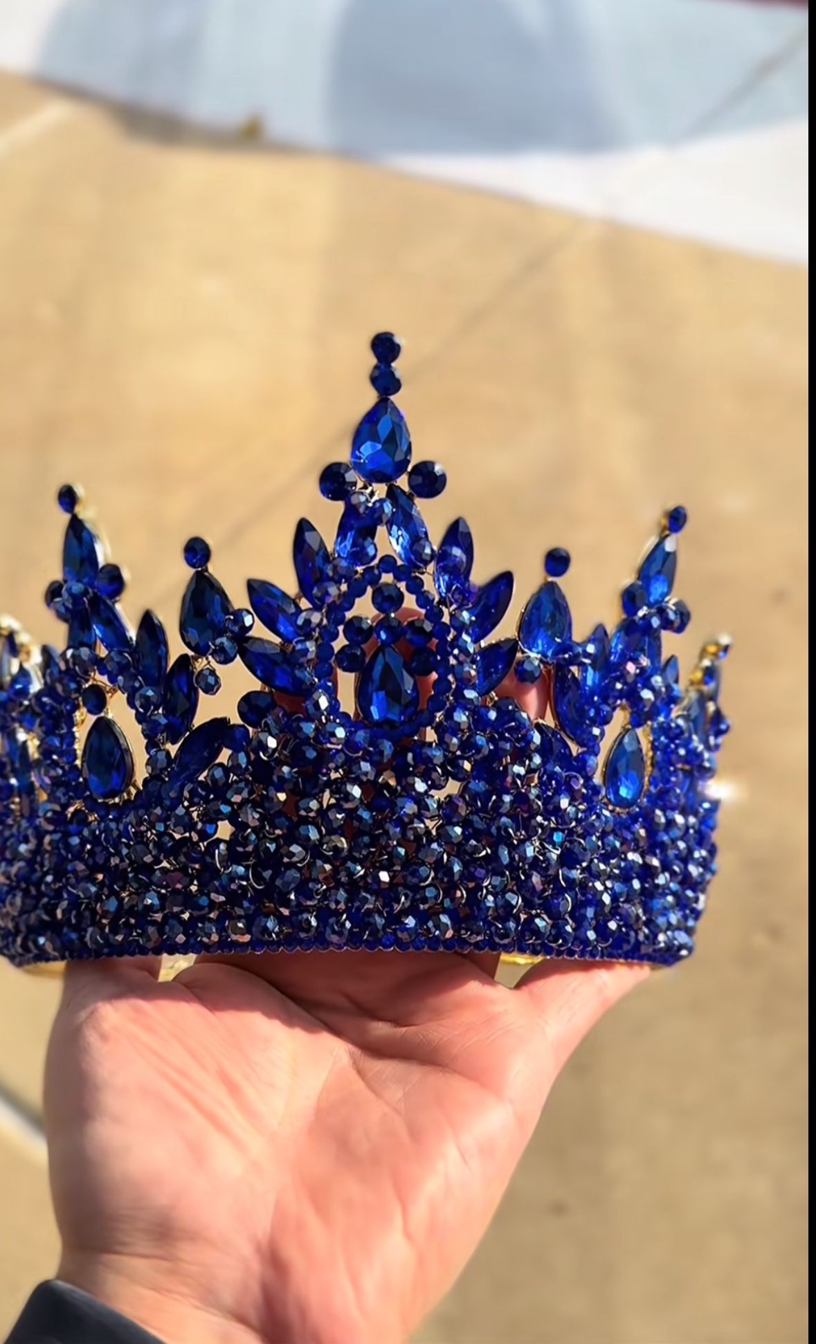 XV Crown Dramatic