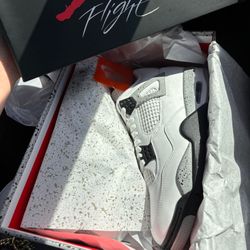 Jordan 4