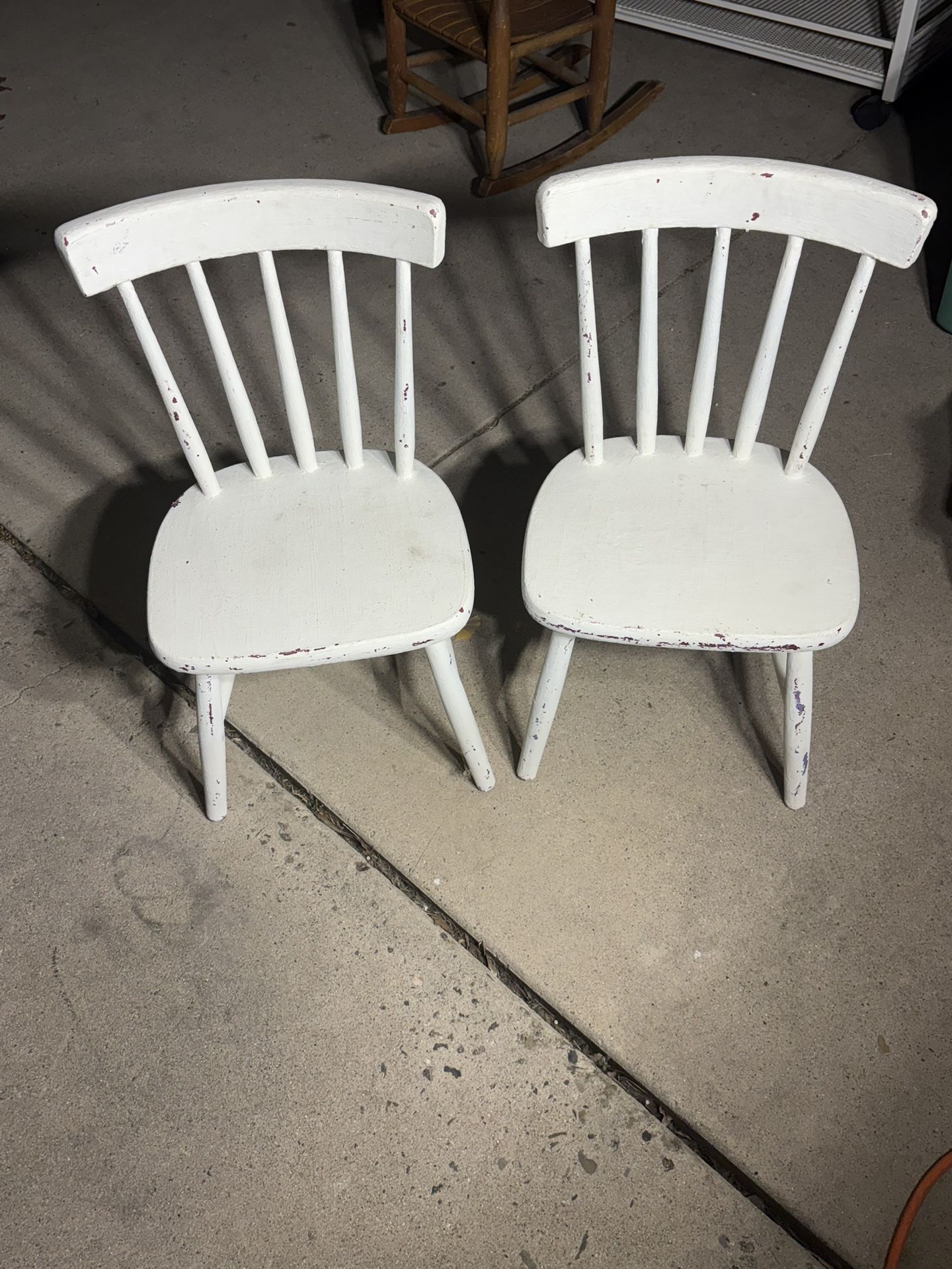 2 Vintage Children’s White Chairs