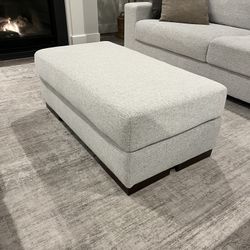 Belvoir Next-Gen Performance Fabric Ottoman 