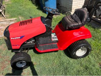 Riding lawnmower