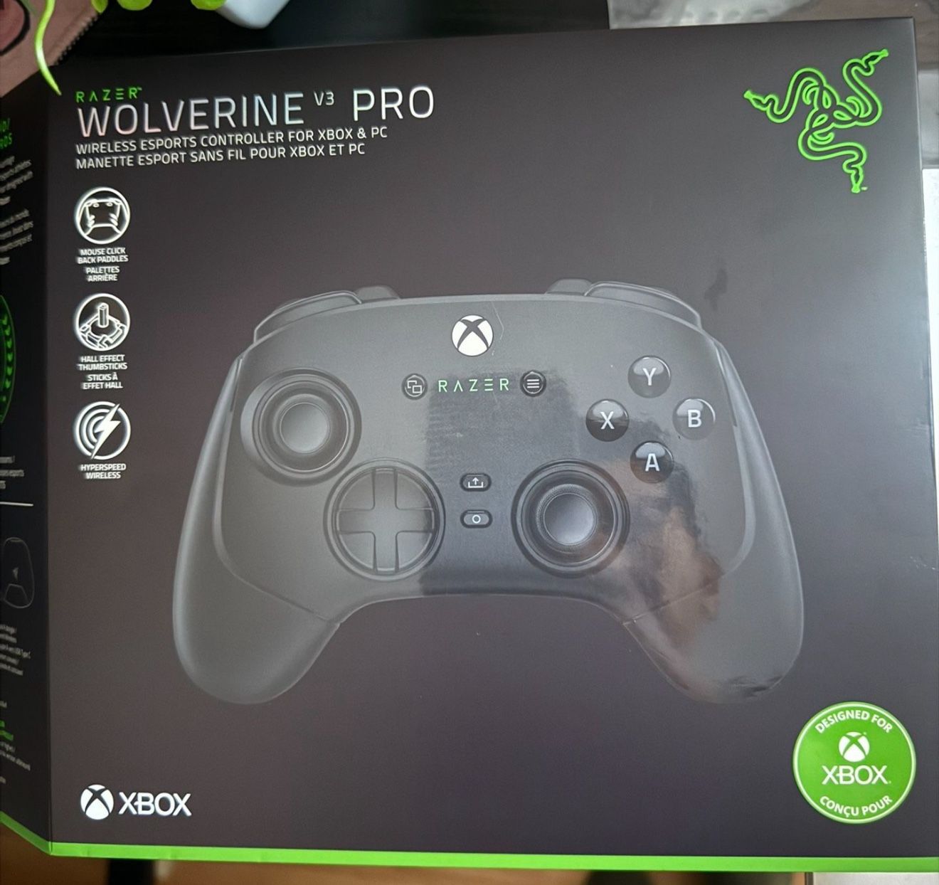 RAZER WOLVERINE V3 Pro