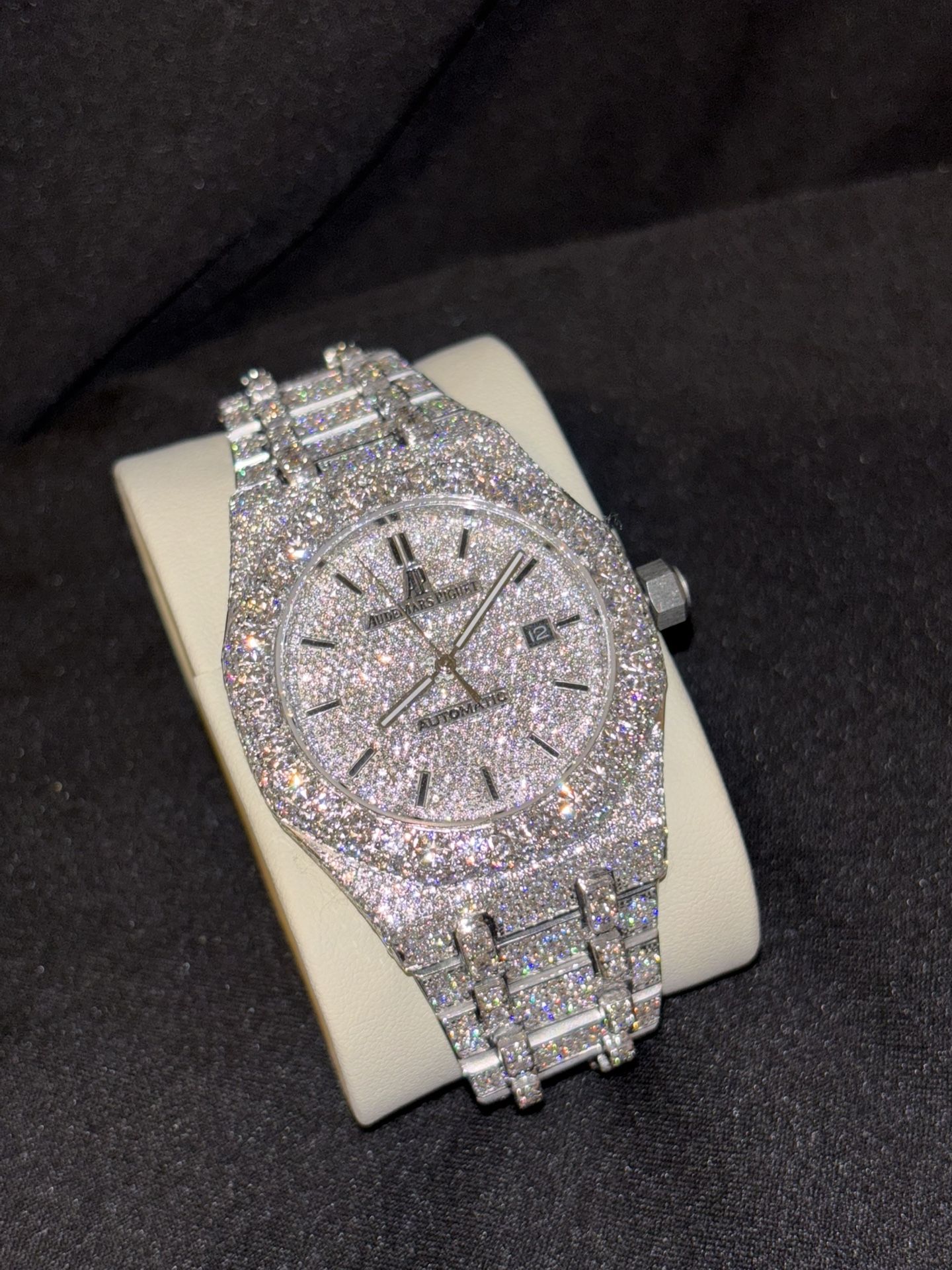 Iced Out AP Watch (PASSES DIAMOND TESTER💎✅)