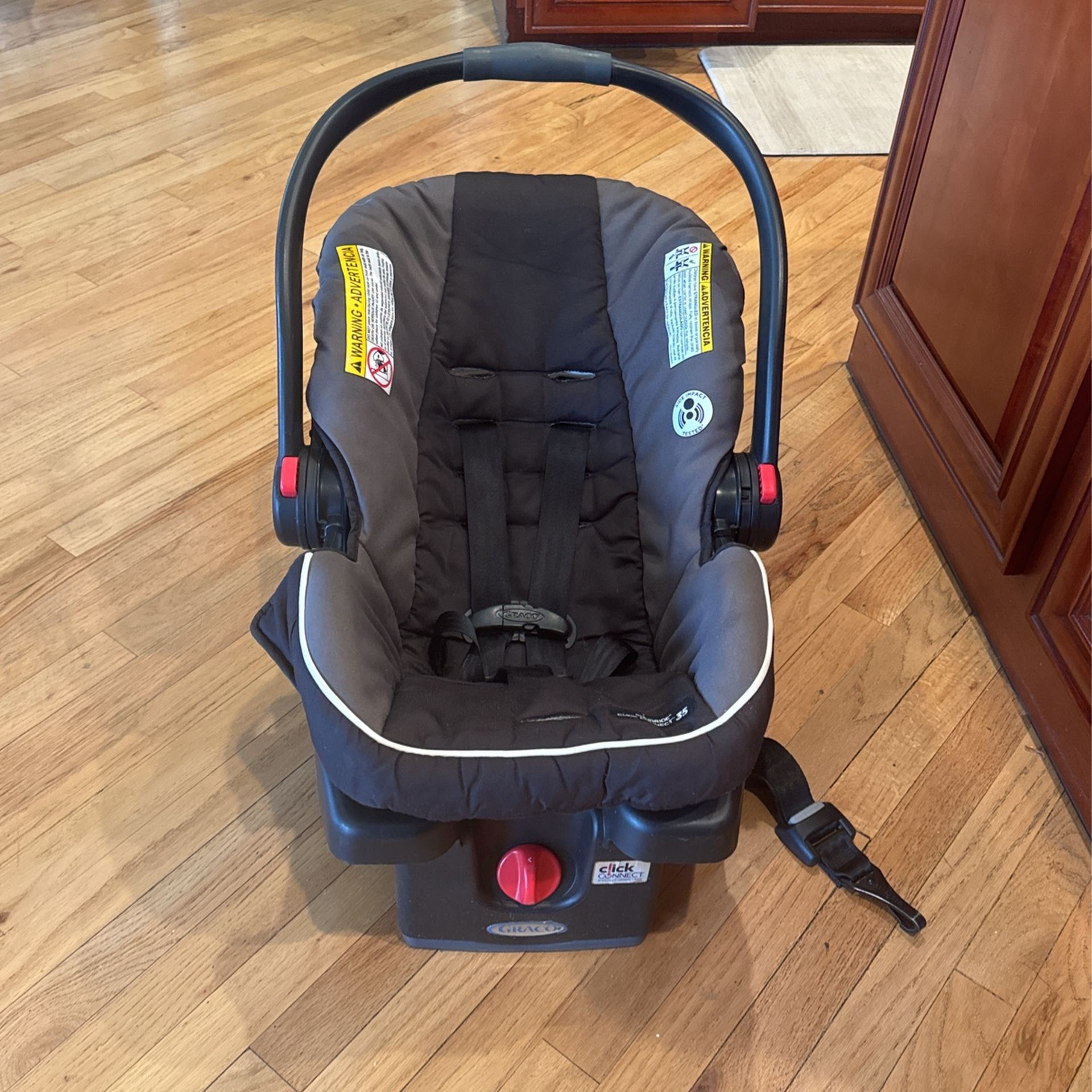 Graco SnugRide Click Connect 35 Baby Infant Car Seat, 