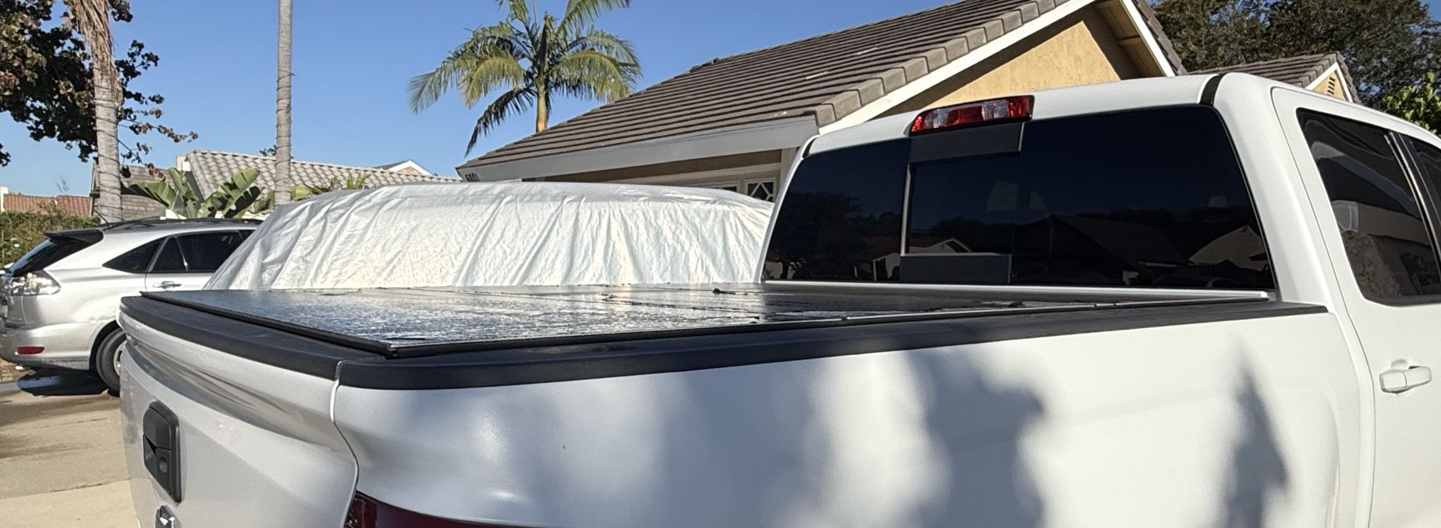 LOMAX Tonneau Cover For Silverado