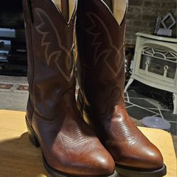 Like New mens  Durango Cowboy Boots Sz 8.5