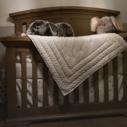 Crib Grey
