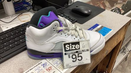 Jordan shoes HQ7980-100 size 6