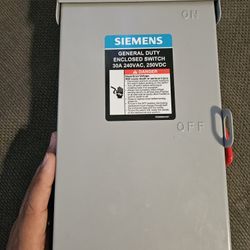 30 Amp Disconnect Switch Brand New Never Used