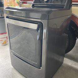 LG Gas Dryer 2.5yrs old