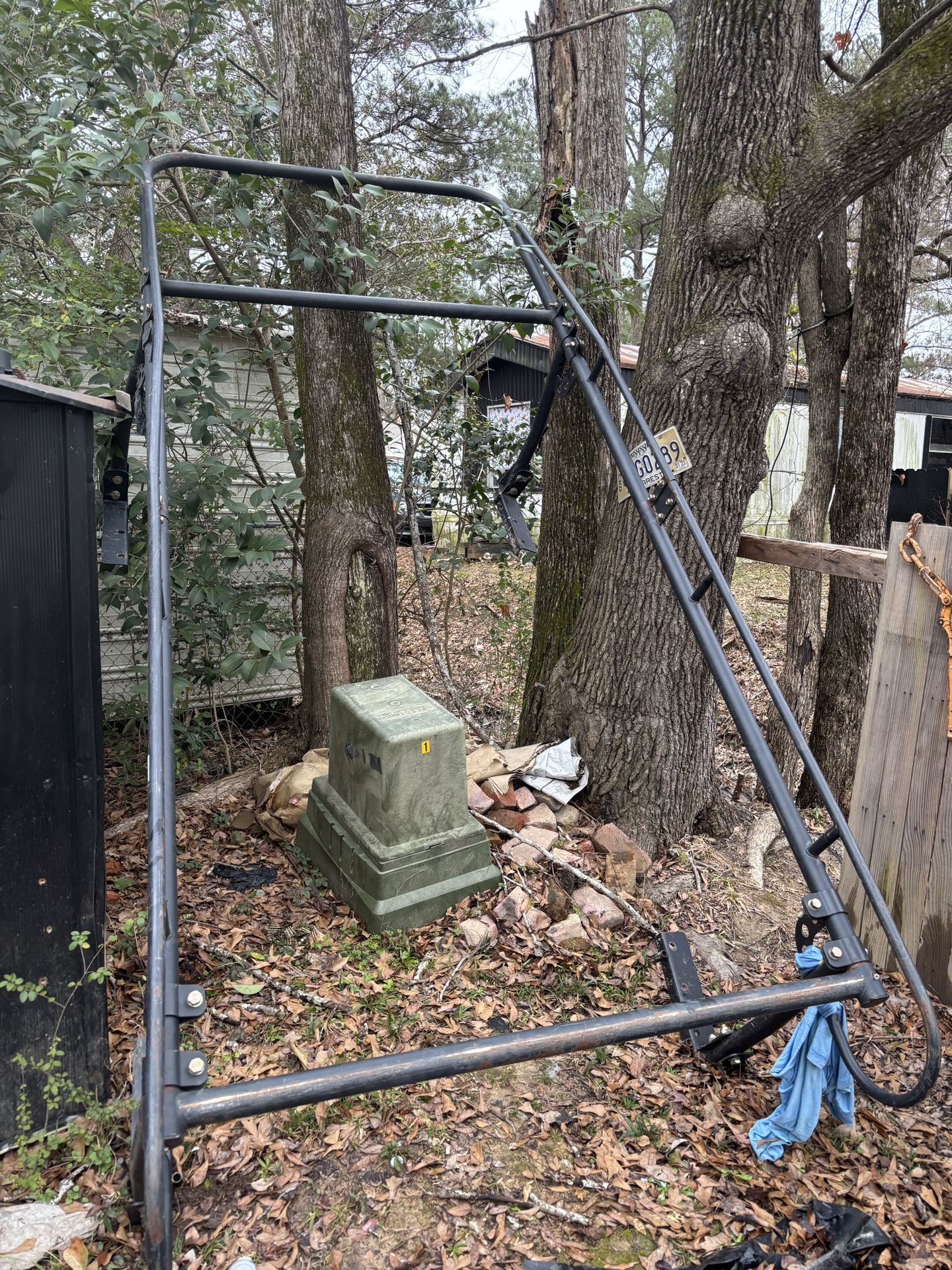 Universal Truck Mount- Ladder Rack