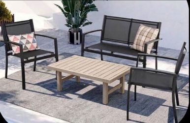 4-Piece Outdoor Patio Furniture wooden table