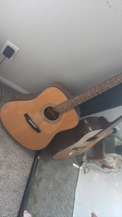 Yamaha F325 Acoustic Guitar –