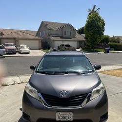 2011 Toyota Sienna