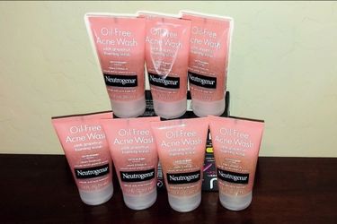 Neutrogena Facial Cleansing Scrub- $2.50 Each