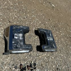 2018 Ford F-250 Stock Headlights