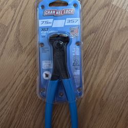Channel Lock 7-1/2 in. Cross Cutting Pliers with End Cutter