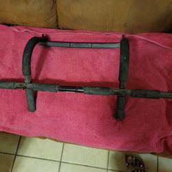 Pull Up/Chin Up Bar