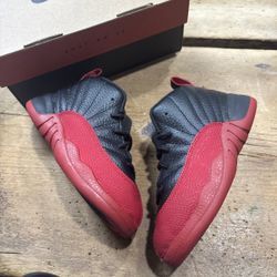 Jordan 12 Flu Game Sz 9c