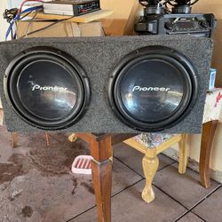 Subwoofer and Amp 