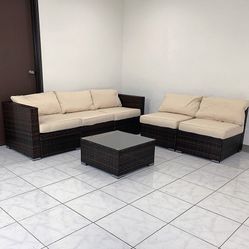 BRAND NEW $395 Patio Furniture (6pcs) Set Outdoor Sectional Set Wicker Rattan Sofa Chair Set w/ Cushion, Glass Table 