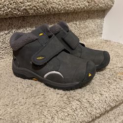 Kids Keen Size 13 Waterproof $45
