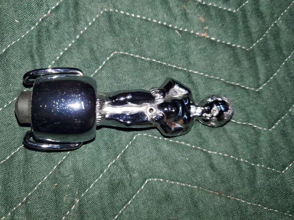 Vintage bottle top peeing little boy metal chrome squirter por