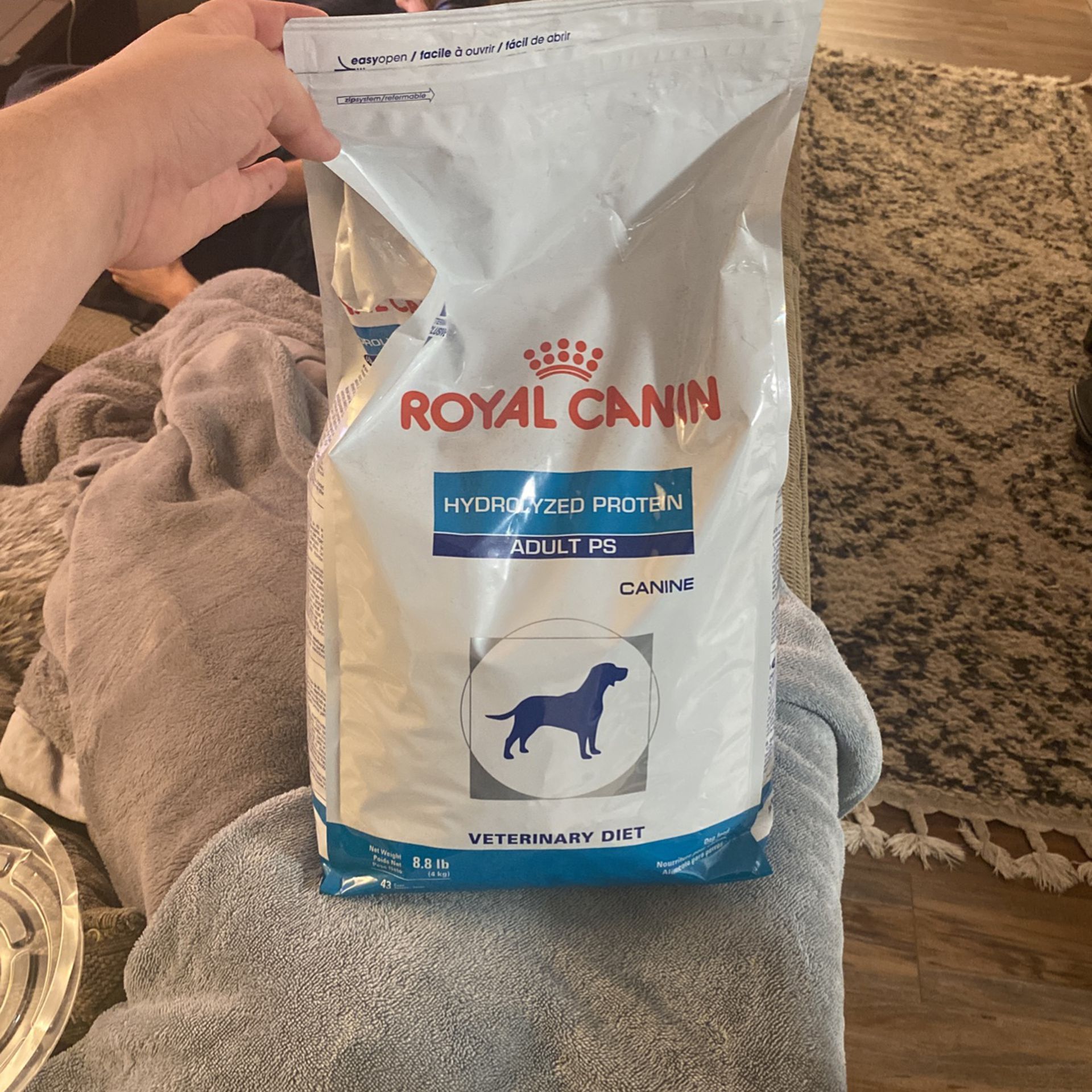 Royal Canin Hydrolyzed Protein Food 