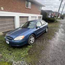 2003 Ford Taurus