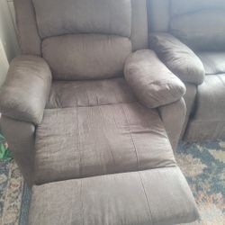 Recliner Sofa 