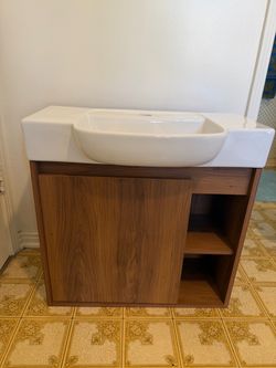 Bathroom Vanity 24in Floating W/Faucet