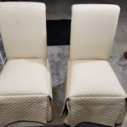 Dining set table and upholstered chairs With Leaf